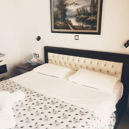 Rina Apartment Sarande