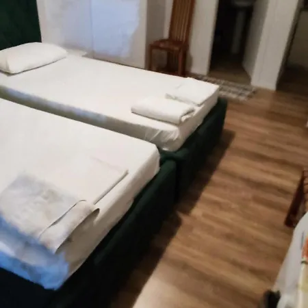 Rina Apartment Sarande