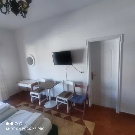 Rina Apartment *