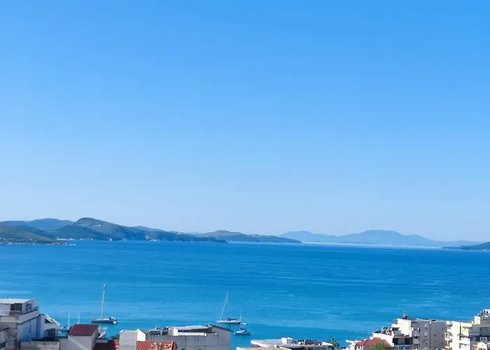 公寓 Rina Sarandë